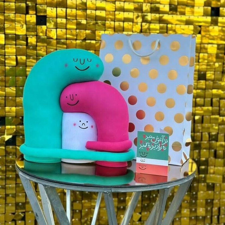 عروسک آغوش سه تایی