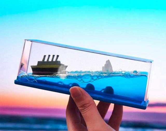 دکوری آکواریومی کشتی معلق