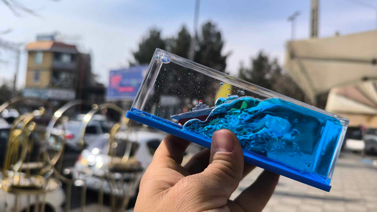 دکوری آکواریومی کشتی معلق