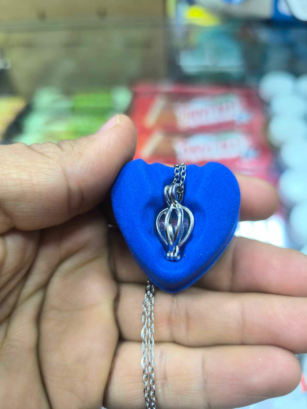 گردنبند مروارید عشق با صدف زنده